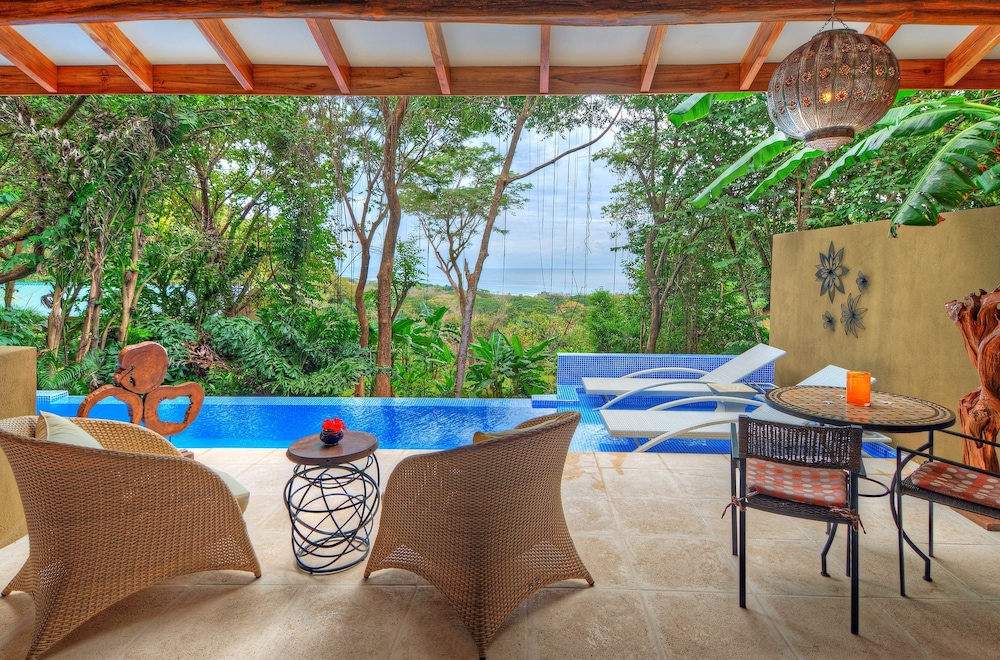 Hotel Casa Chameleon 53/73