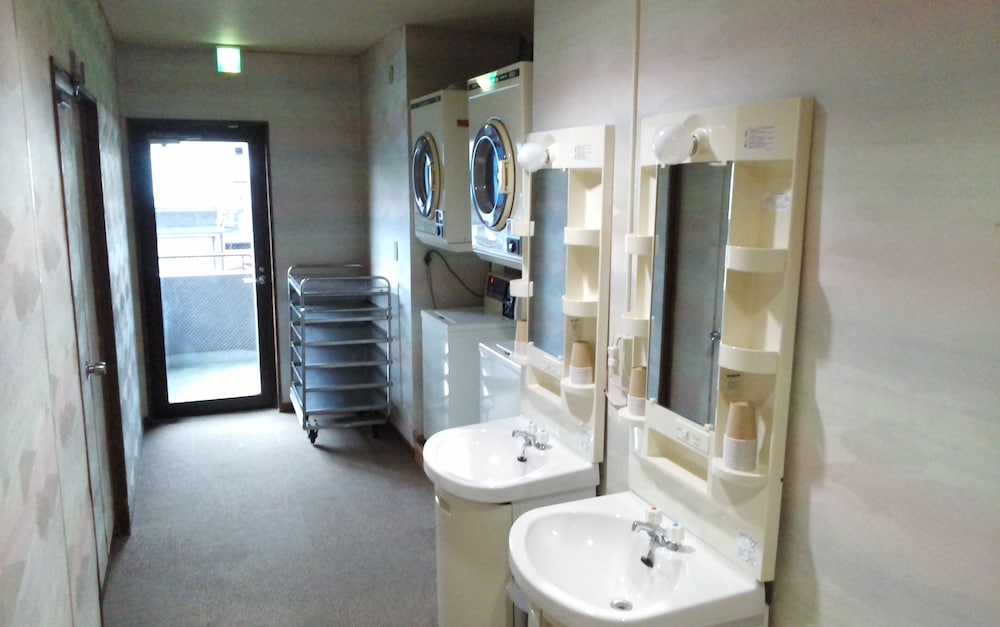 Hotel Miyako Hills Stationten 55/57