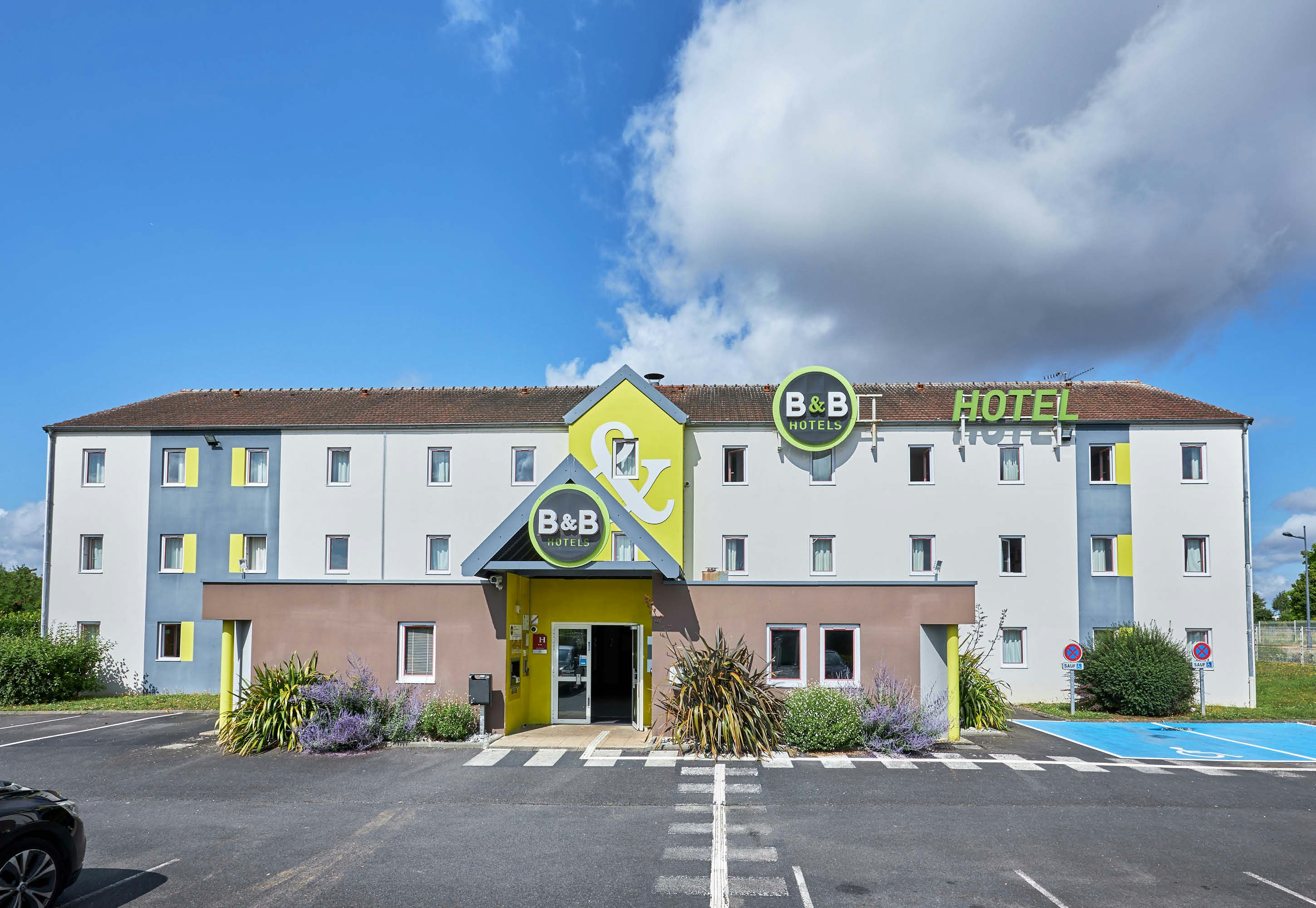 B&B Hotel Caen Memorial 31/33