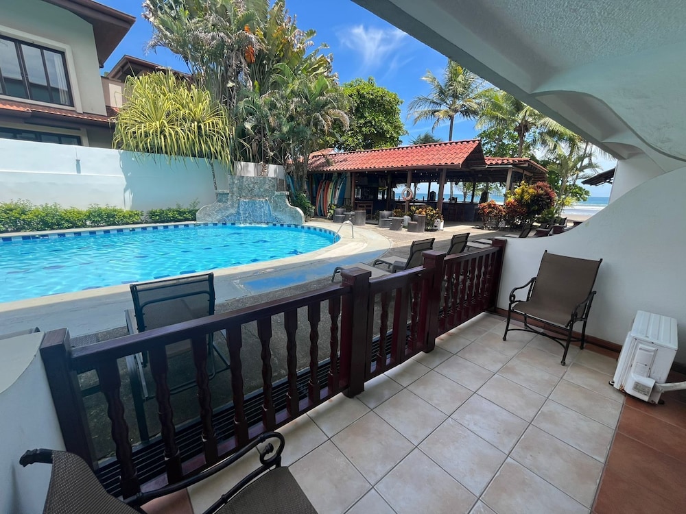 Hotel South Beach 11/50