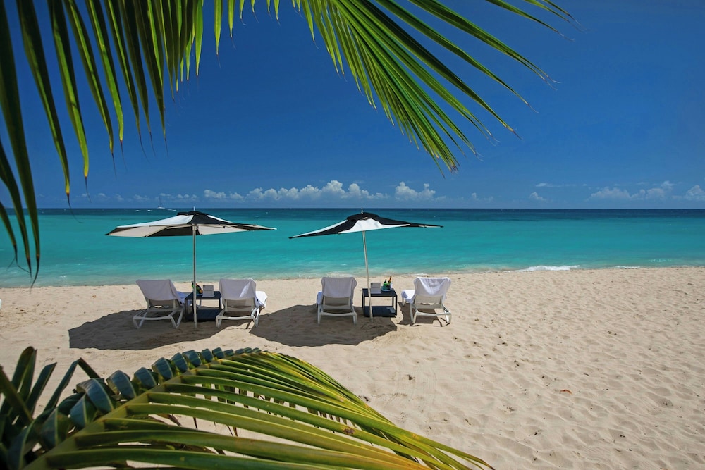 Morningstar Buoy Haus Beach Resort at Frenchman's Reef, Autograph Collection 42/50