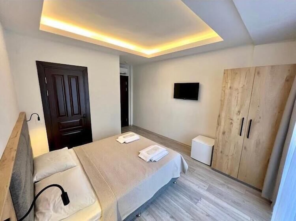 Marine House Boutique Hotel 29/51