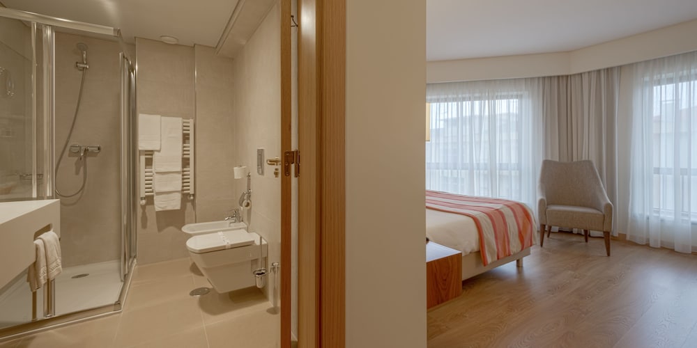 Hotel Cinquentenario & Conference Center 29/63