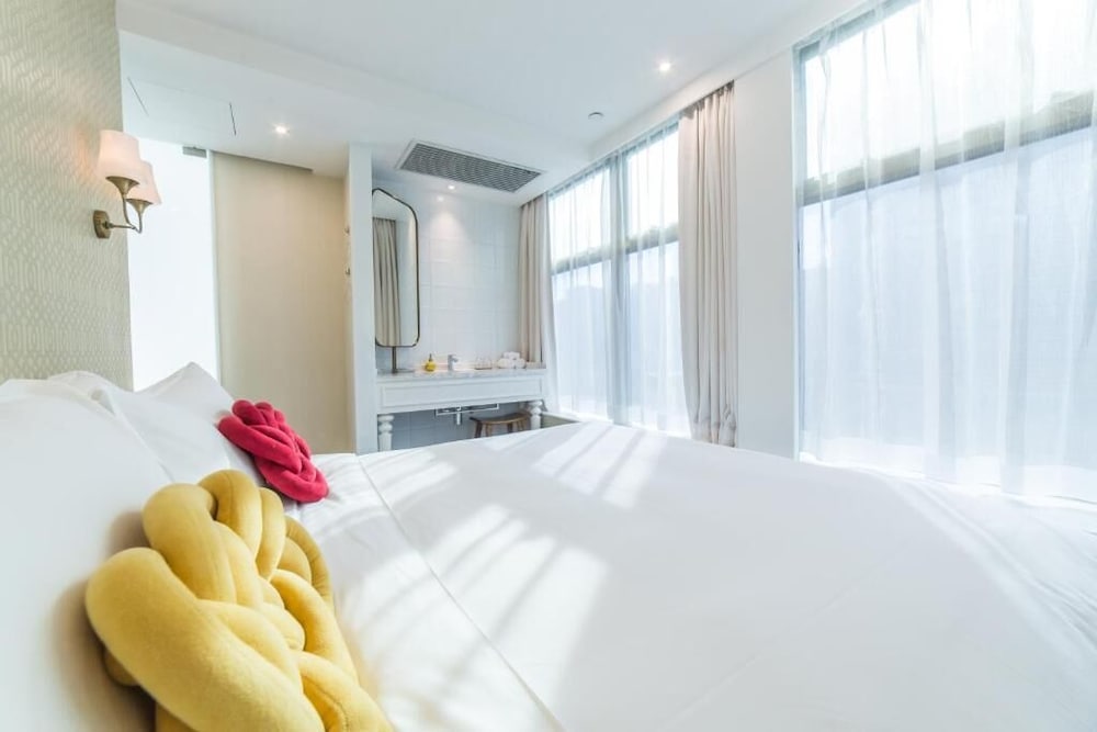 Tung Nam Lou Art Hotel 30/50