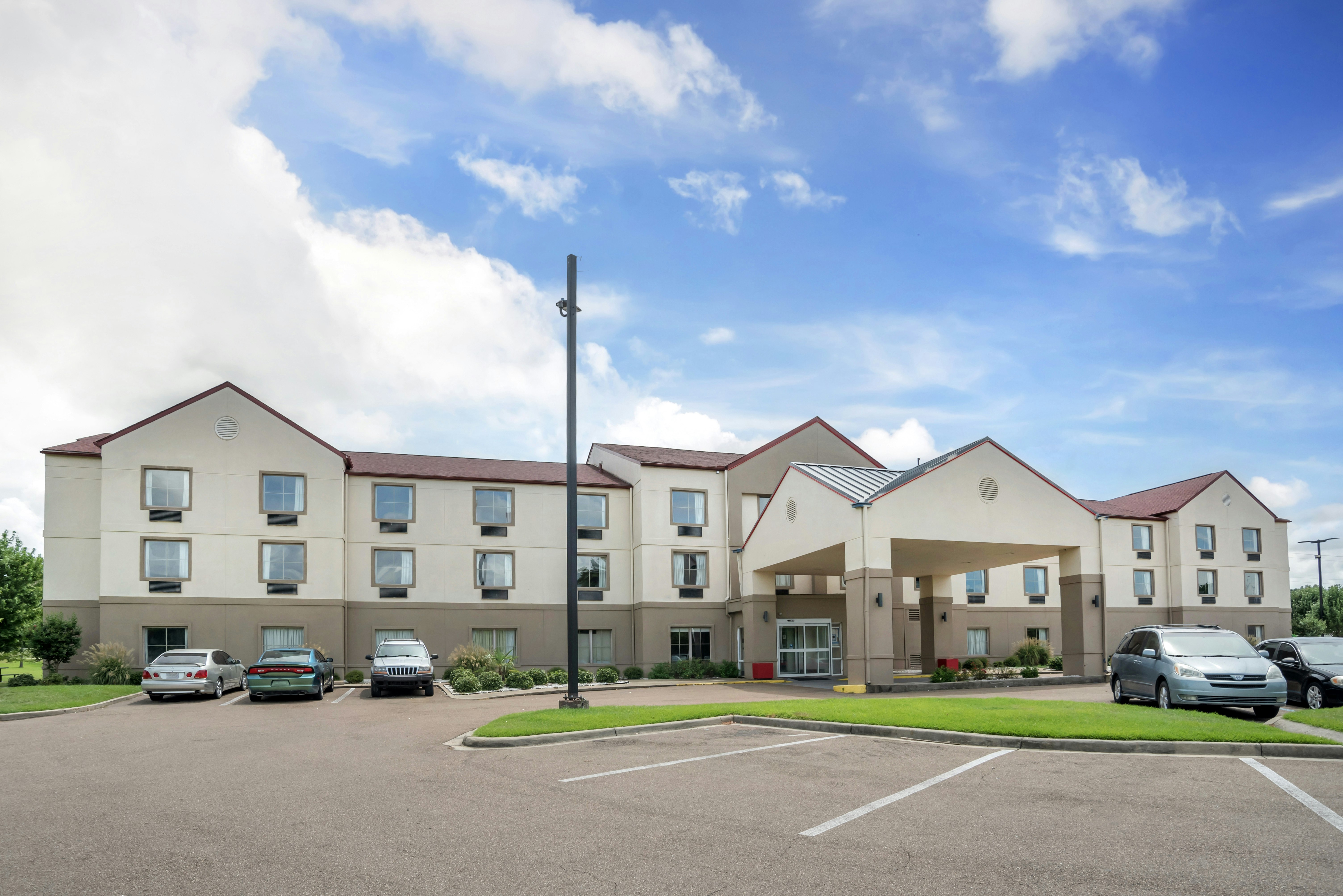 Red Roof Inn Suites Vicksburg 26/27