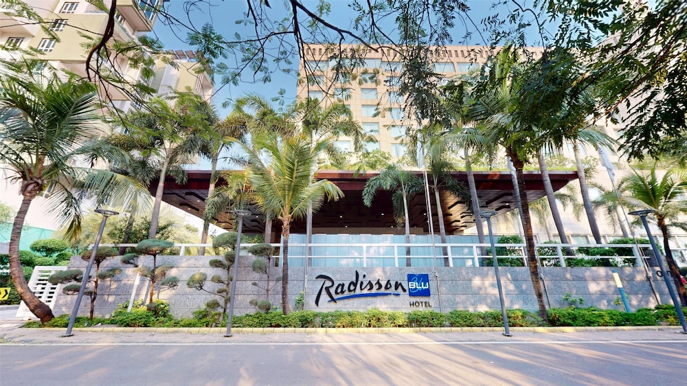 Radisson Blu Hotel Nagpur 66/70