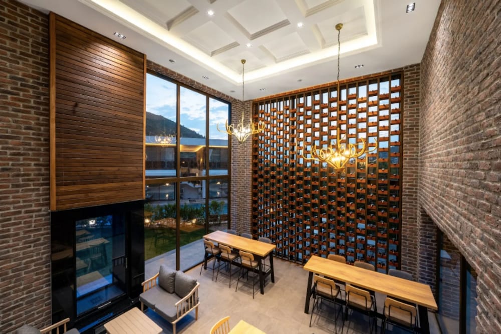 Batihan Vadi Hotel 68/89