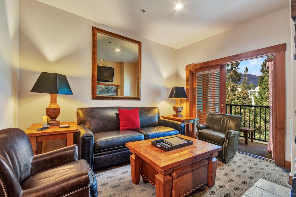 Mountain Lodge Telluride 46/73