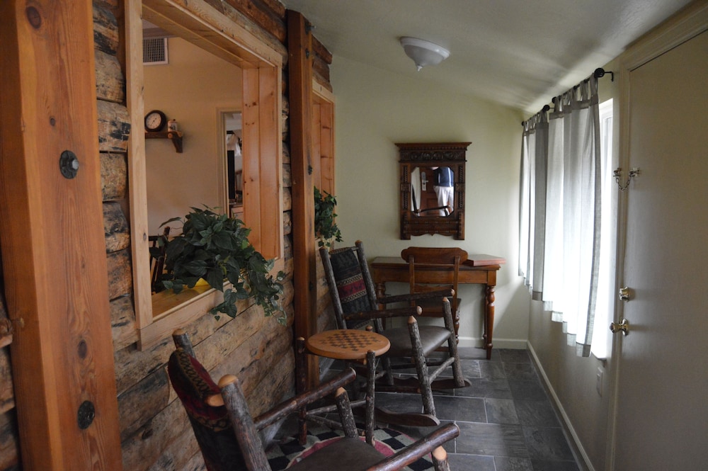 Red Bud Lodge 9/17