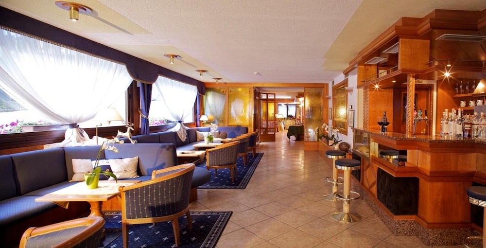 HOTEL CAMINETTO 62/67