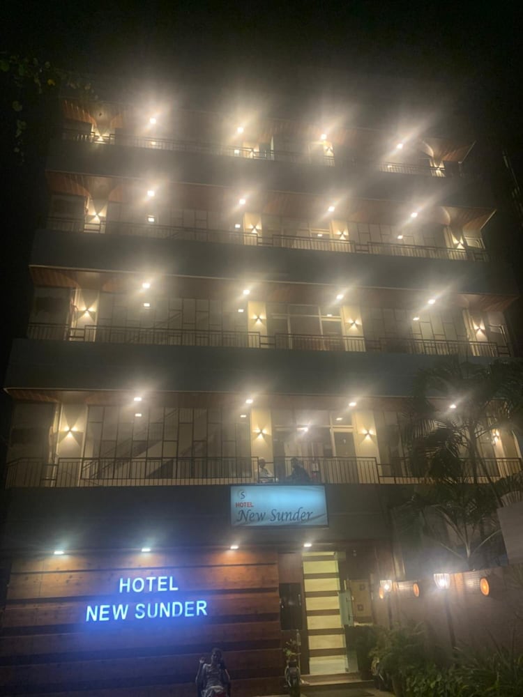 Hotel New Sunder 3/28
