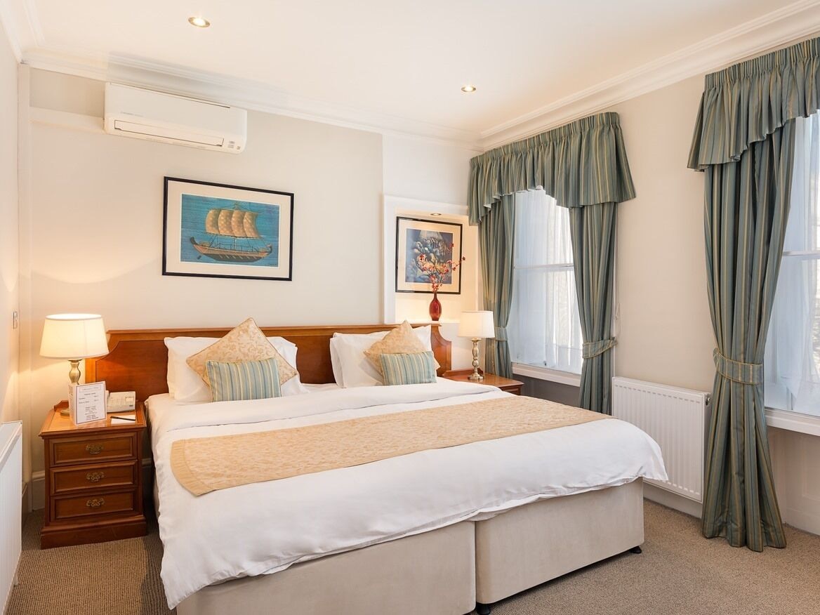 STANDARD, DOUBLE BED