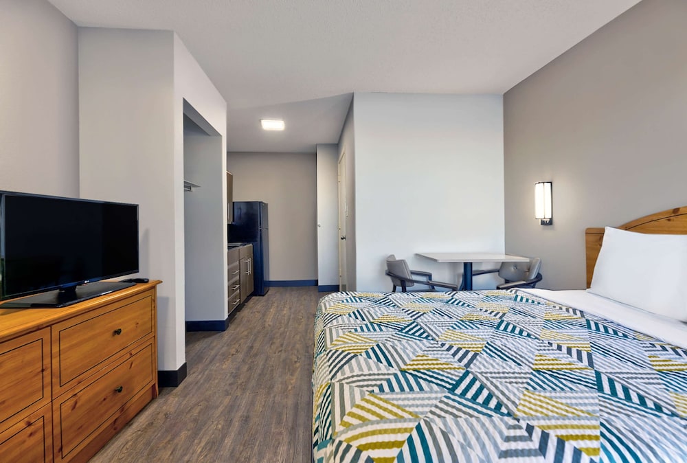 Studio6 North Richland Hills, TX - Fort Worth 25/38