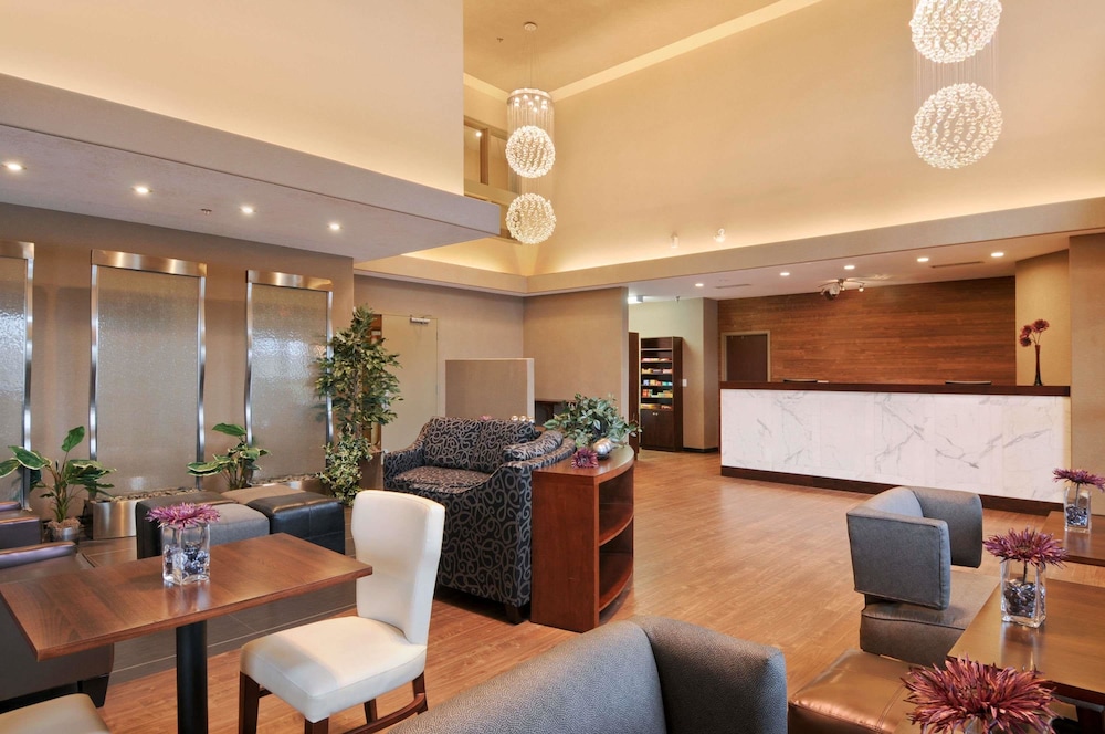 Days Inn by Wyndham Regina Airport West 39/53