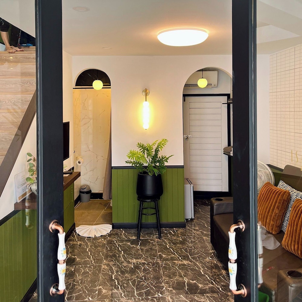 Isara Boutique Hotel and Cafe 45/66