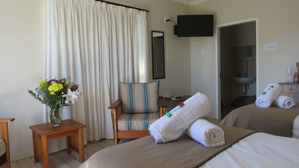 Karoo-Koppie Guesthouse 15/20