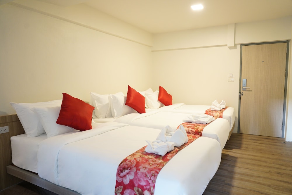Wild Orchid Villa Bangkok 11/50