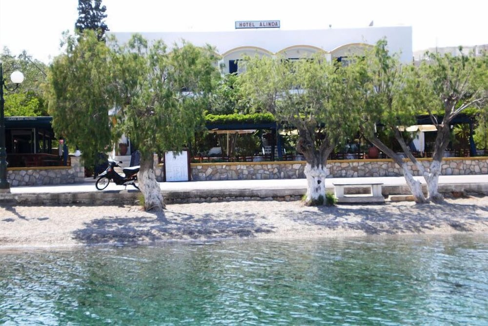 Alinda Hotel 33/42