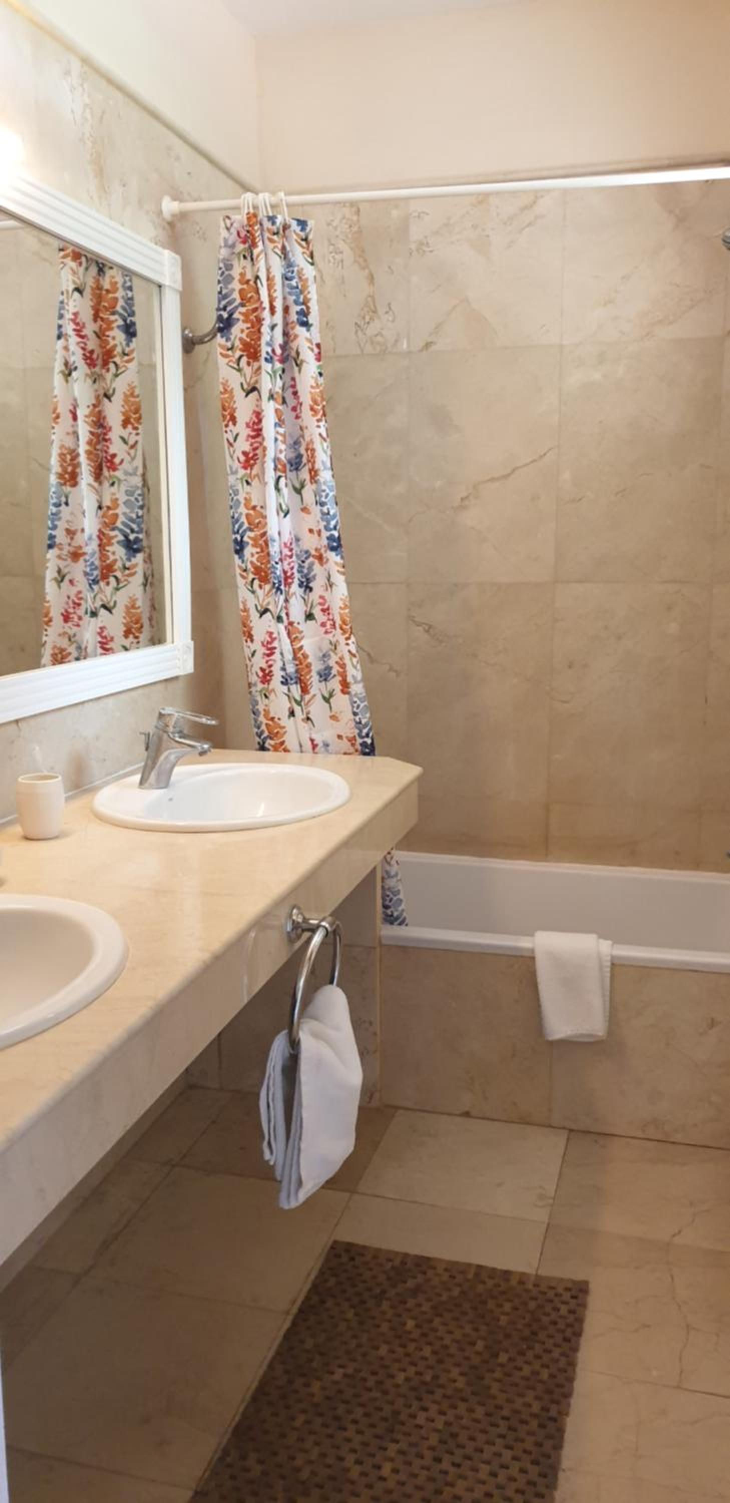 Apartamentos Barbolan y La Roseta 31/33