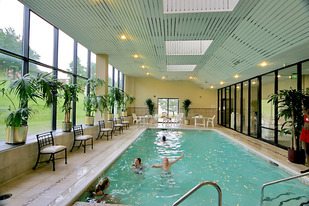 Best Western Plus Hotel & Conference Center 3/46