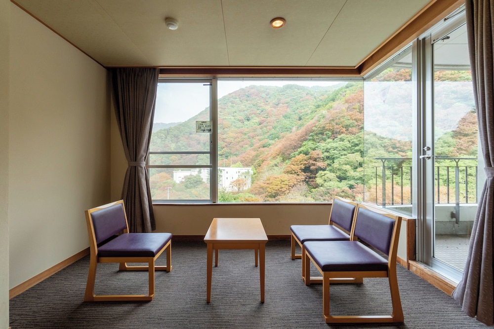 Ooedo-Onsen-Monogatari Higashiyama Grand Hotel 44/46