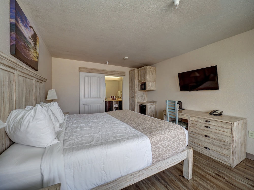 Room, King Bed, Ocean View