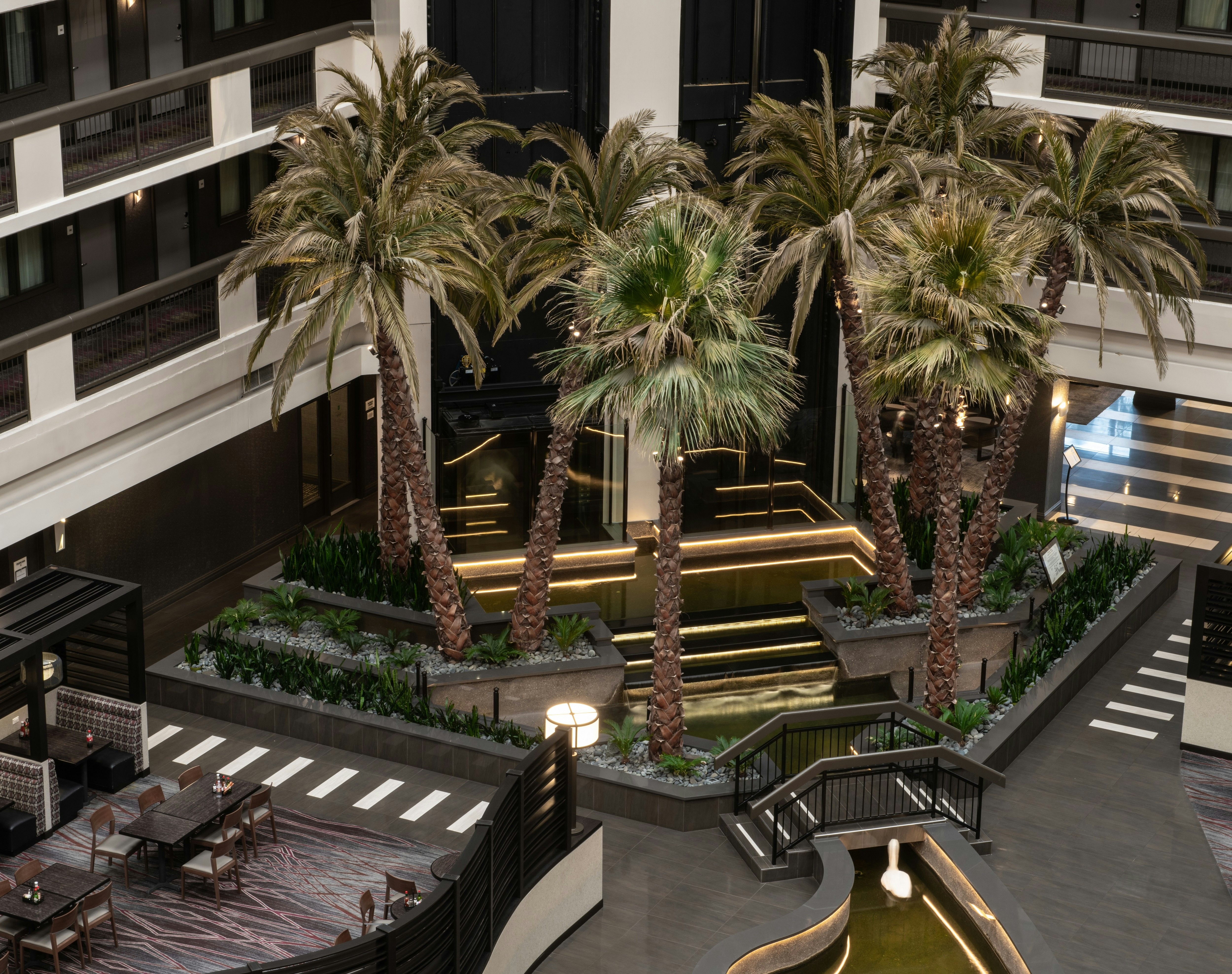 Embassy Suites Las Vegas 75/76