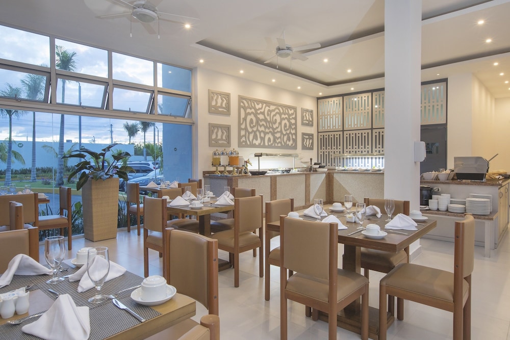 Whalaurban Punta Cana 47/56
