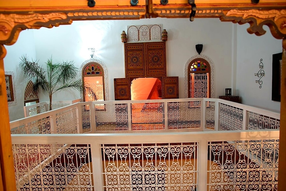 Riad Safir 3/49