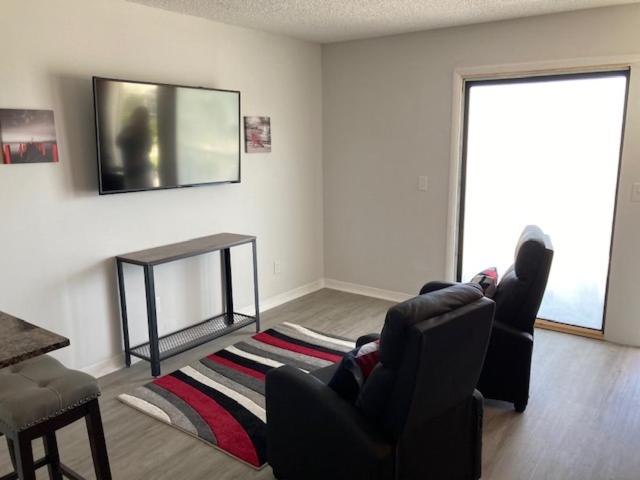 Sebastian Gardens Inn & Suites 13/20