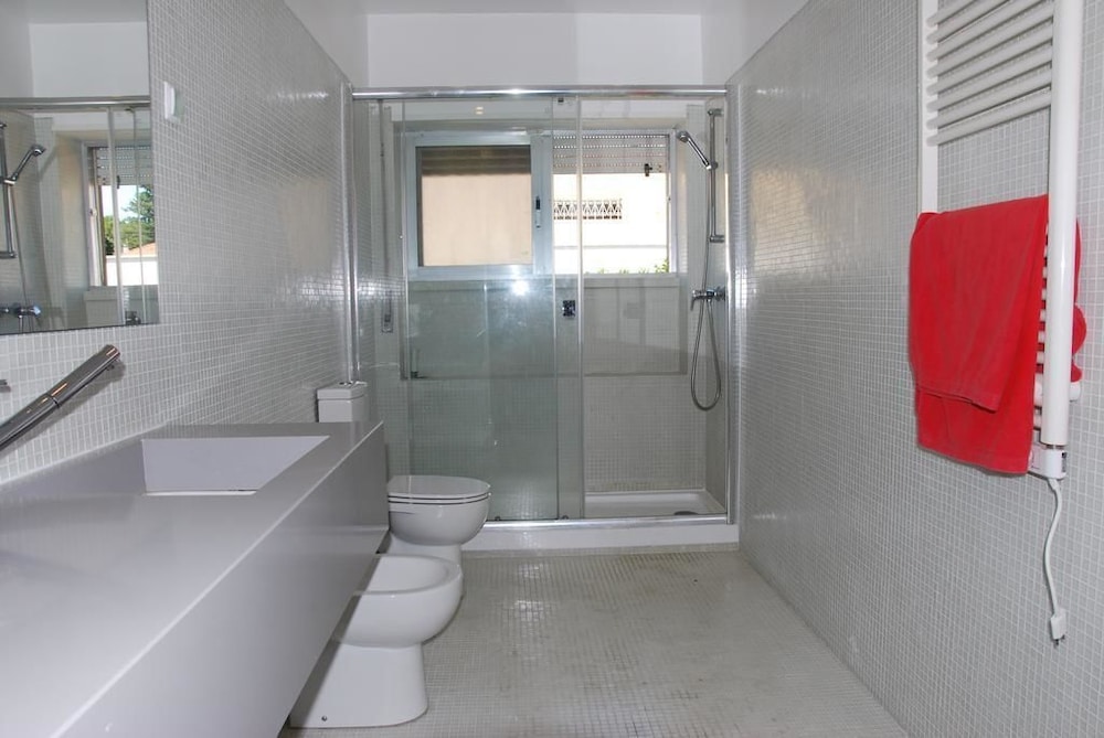 Carcavelos Surf Hostel 31/31