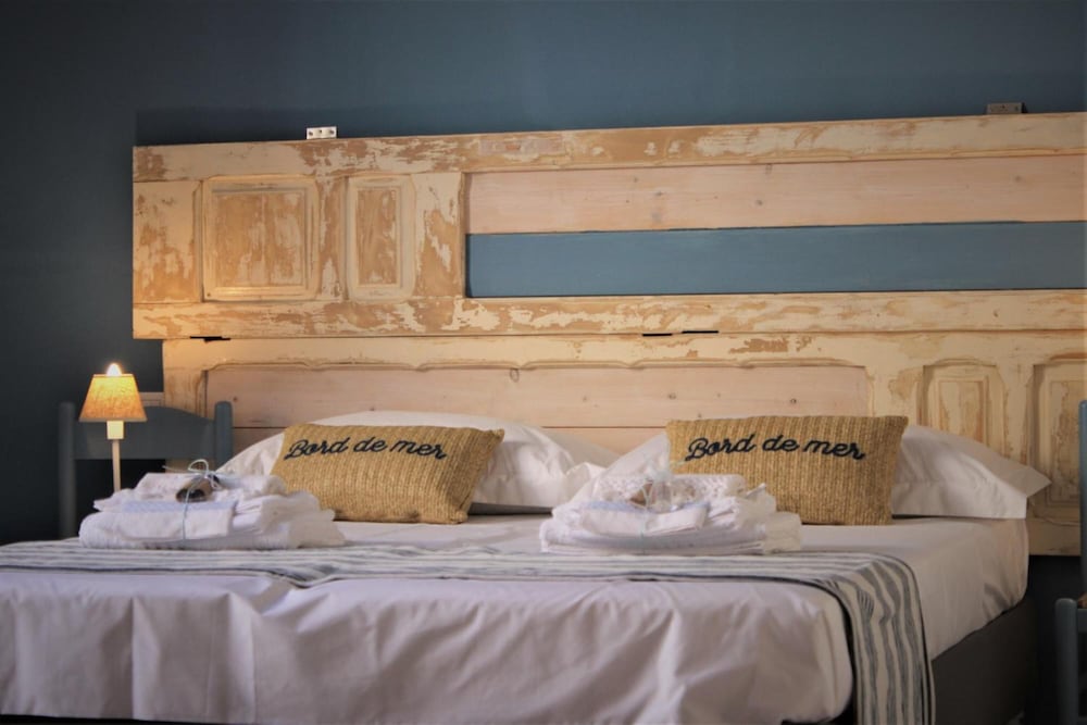 Li Perrini Boutique B&B 7/50