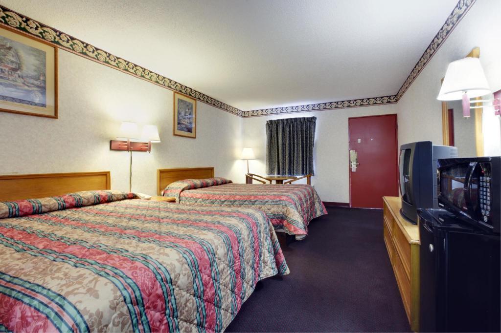 ROOM, 2 QUEEN BEDS