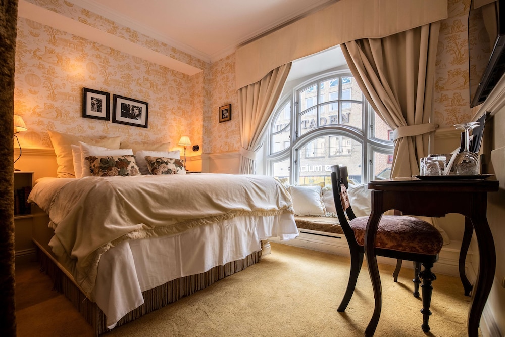Hotel Pigalle 11/71