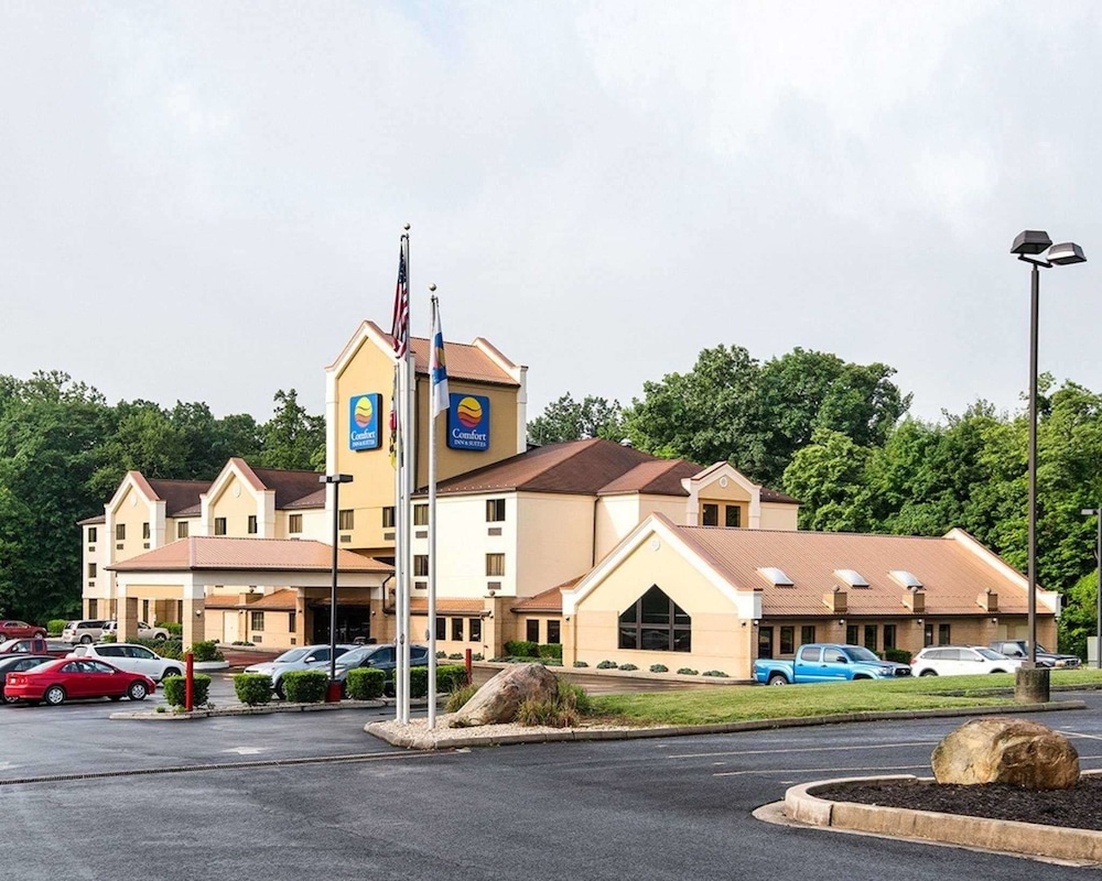Comfort Inn & Suites Lavale - Cumberland 1/45