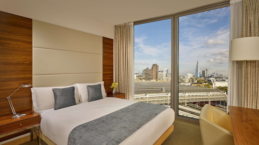 Park Plaza County Hall London 30/66