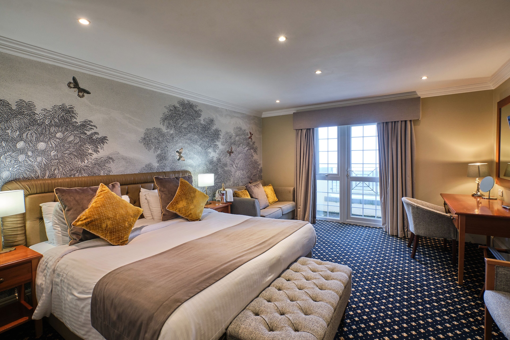 STANDARD, DOUBLE BED