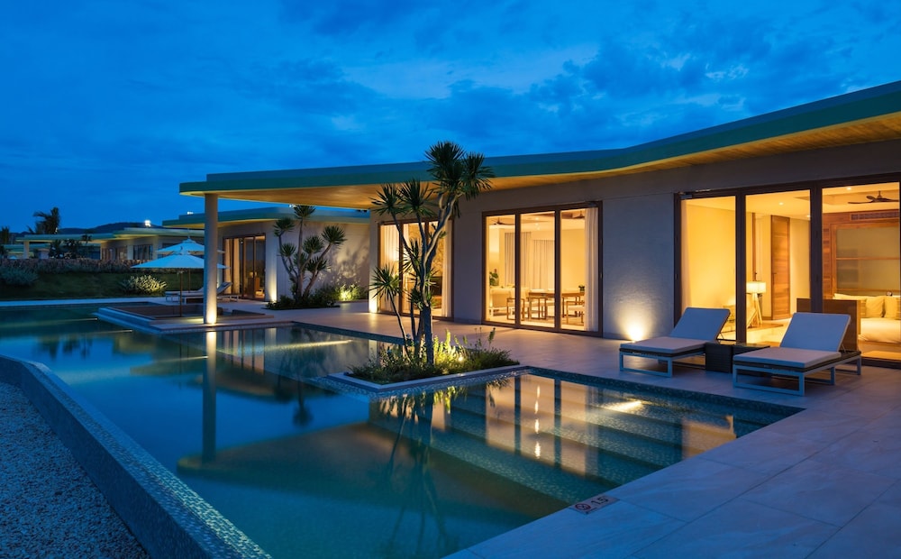FLC Luxury Resort Quy Nhon 5/83