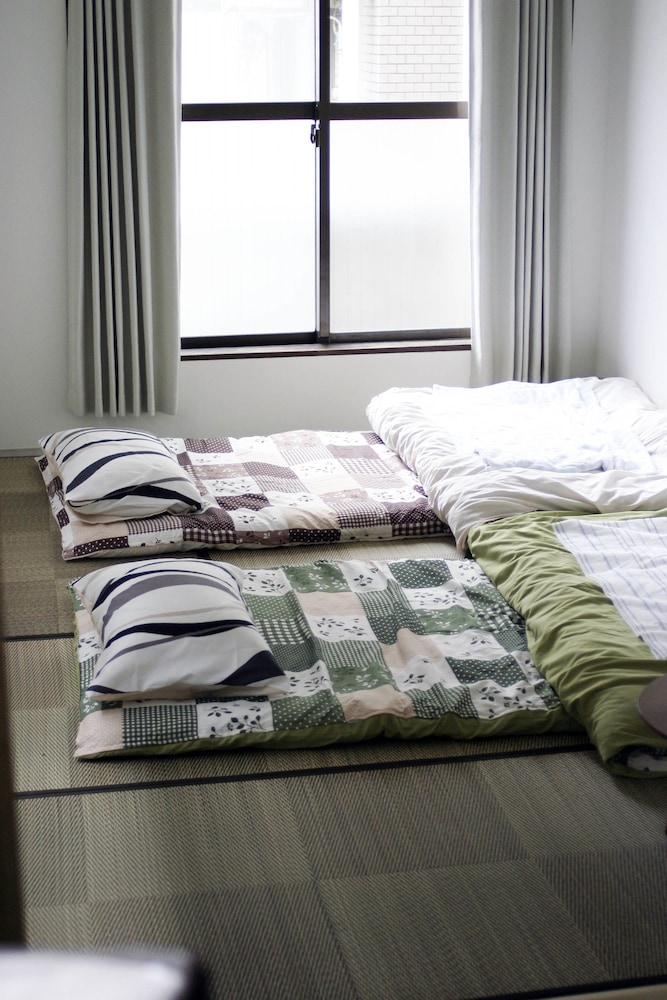 Guest House Sensu 18/63