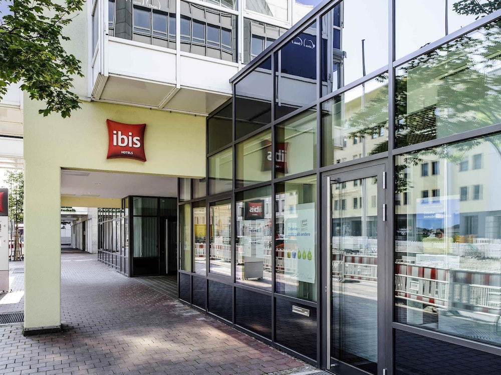 Ibis Augsburg Hauptbahnhof 3/45