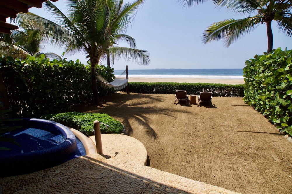 Las Palmas Luxury Villas 40/50