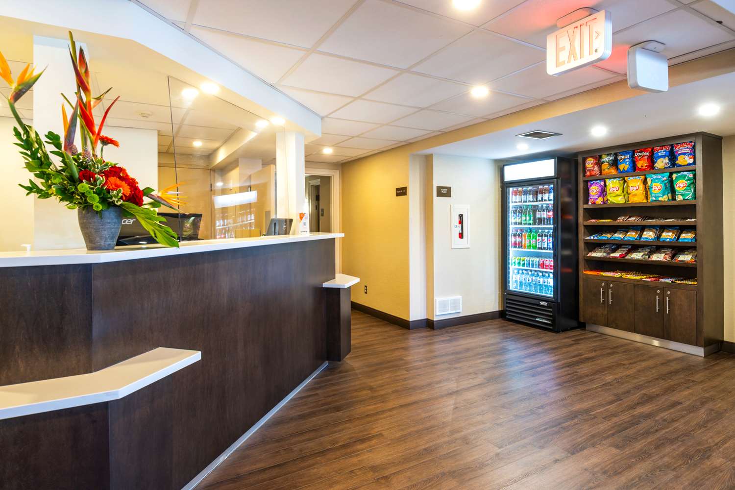 Comfort Inn St. Thomas 8/42