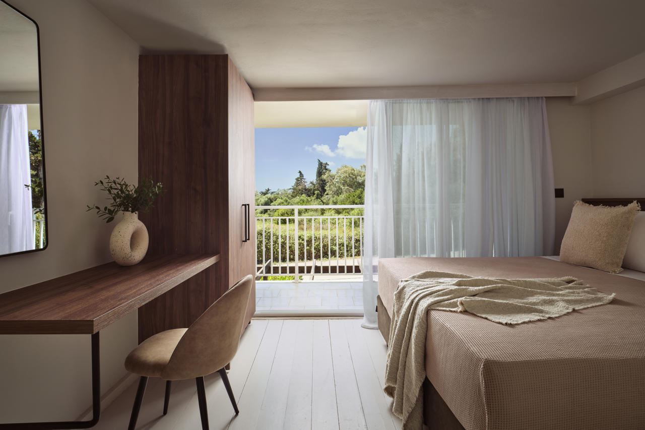 Gerakas Belvedere Hotel & Spa 48/72