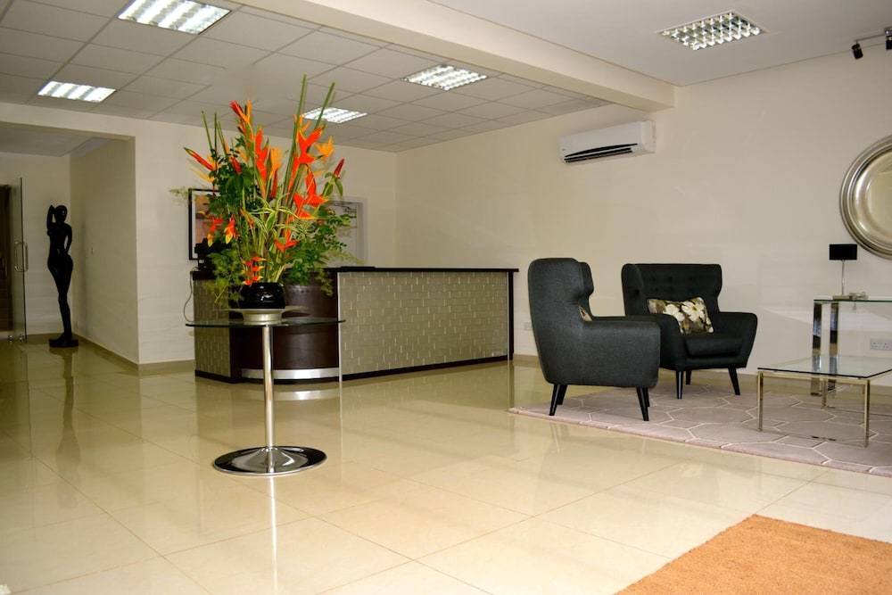 New Brookfields Hotel 4/43