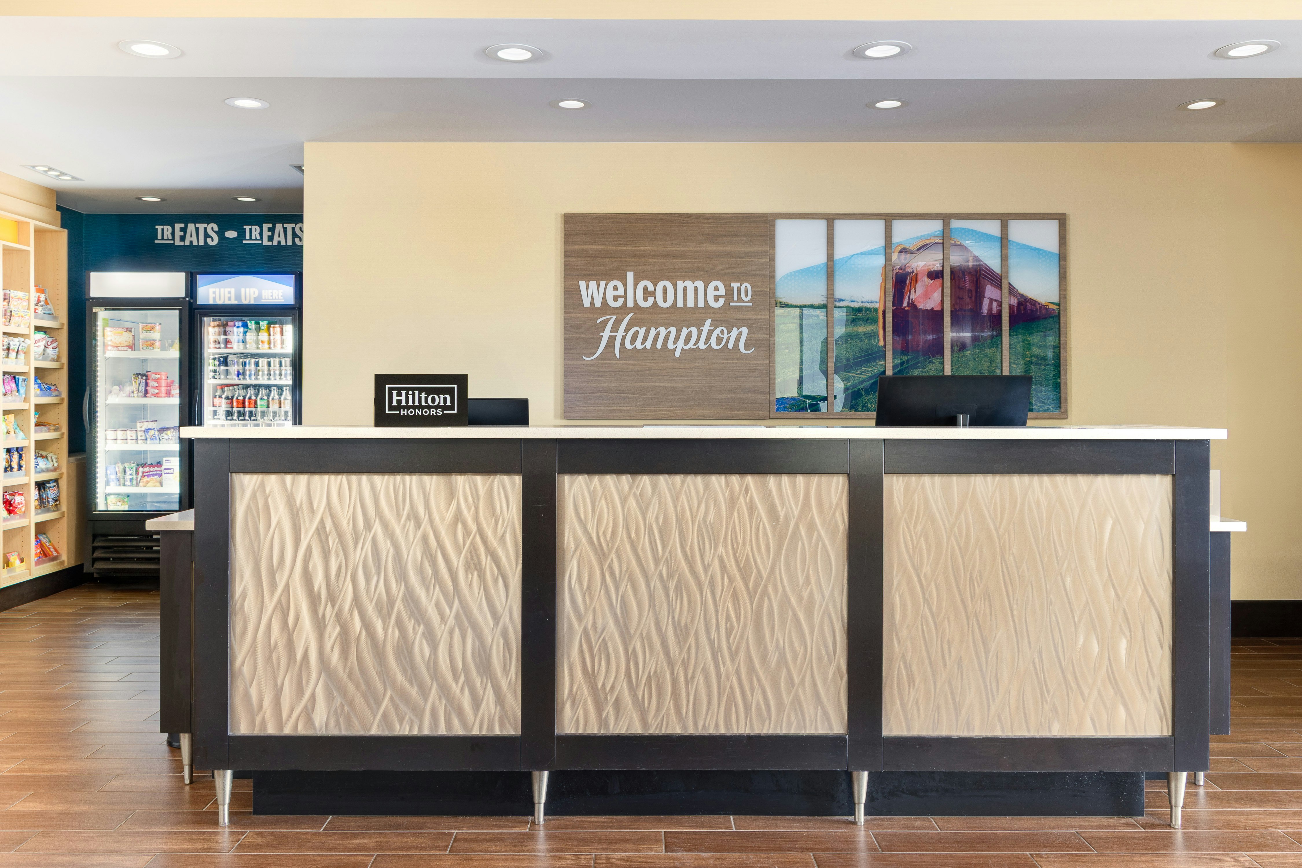 Hampton Inn and Suites Niles Warren OH 8/77