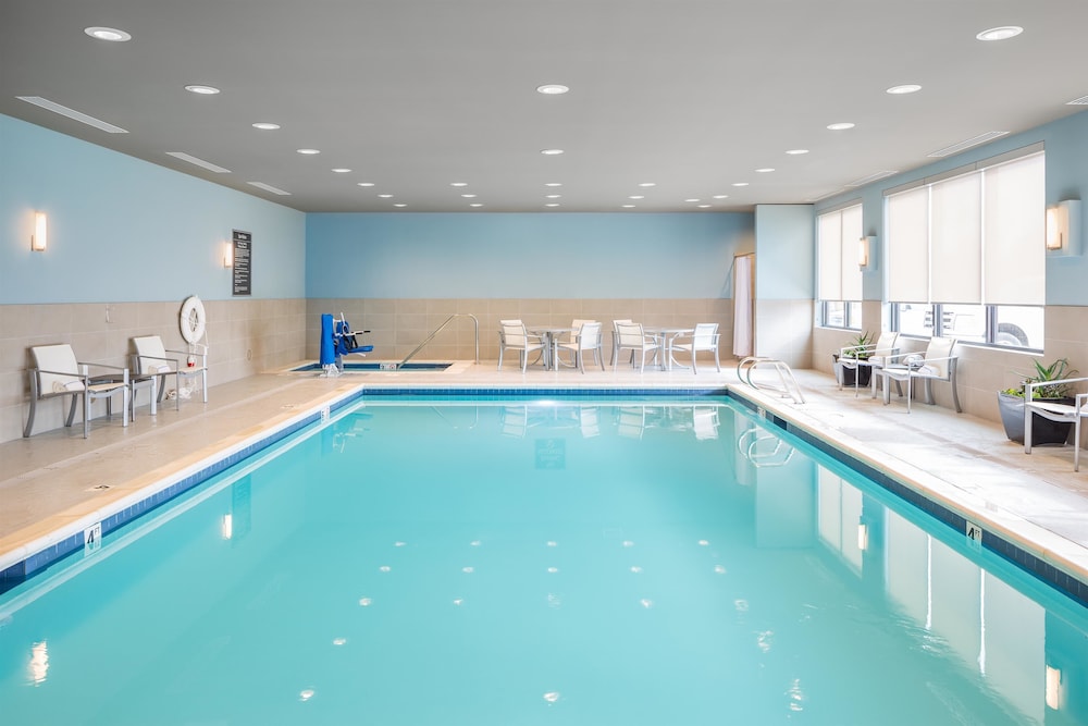 Best Western Premier Hotel At Fisher's Landing 4/31