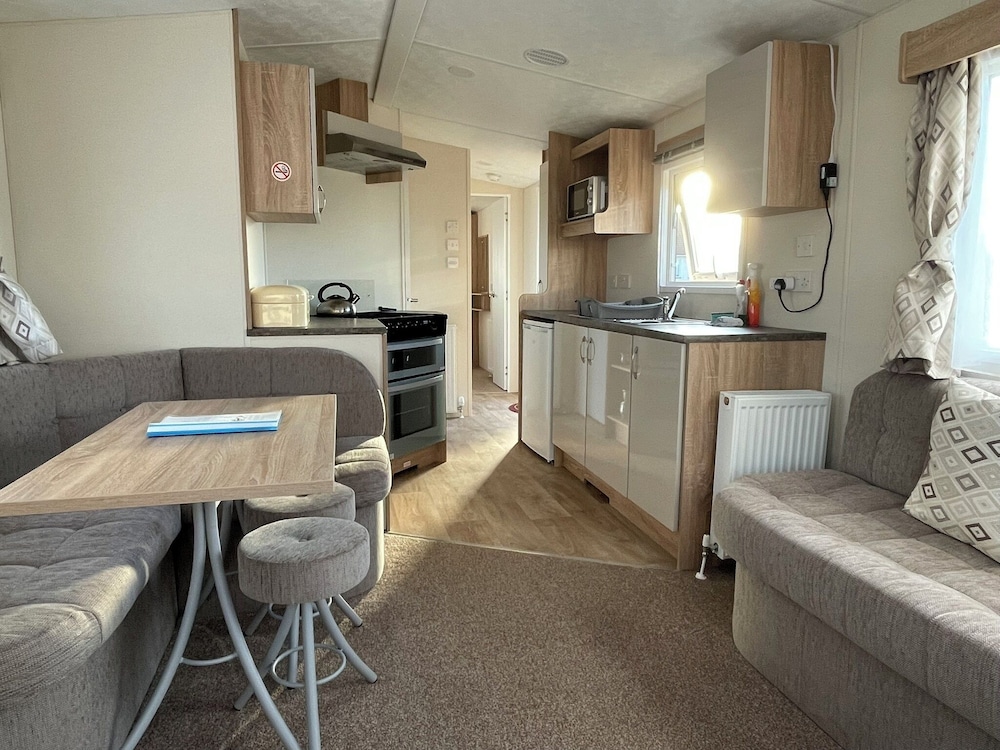 The Leas Beach Park 26/50
