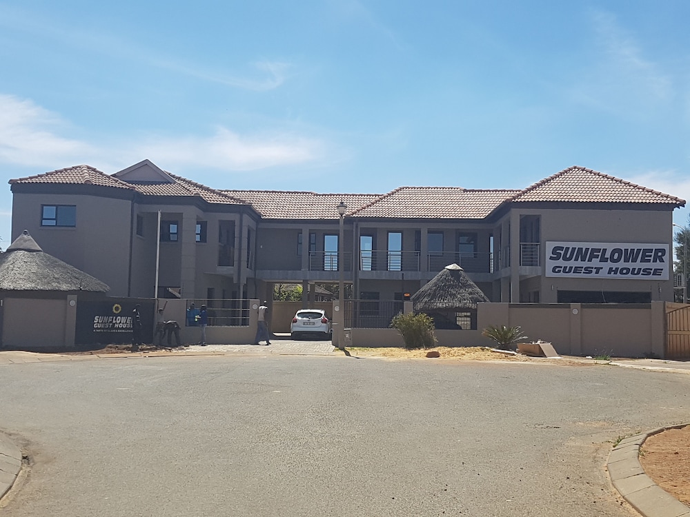 Sunflower Guesthouse 29/33