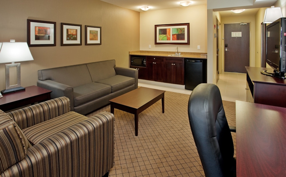 Holiday Inn Hotel Suites Kamloops 41/72