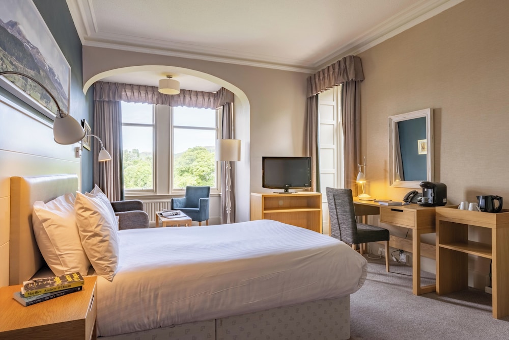 Highland Hotel 19/50